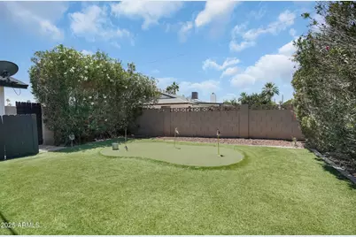 8732 E Sandalwood Drive, Scottsdale, AZ 85250 - Photo 29