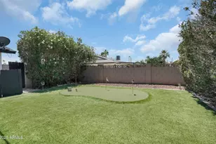 8732 E Sandalwood Dr, Scottsdale, AZ 85250 - Photo 29