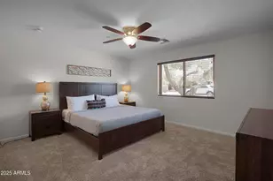 8732 E Sandalwood Dr, Scottsdale, AZ 85250 - Photo 17