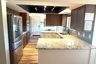 8732 E Sandalwood Dr, Scottsdale, AZ 85250 - Photo 3