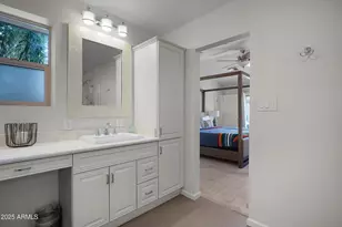 8732 E Sandalwood Dr, Scottsdale, AZ 85250 - Photo 13