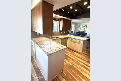 8732 E Sandalwood Drive, Scottsdale, AZ 85250 - Photo 5