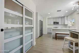 6863 E Kelton Ln, Scottsdale, AZ 85254 - Photo 9