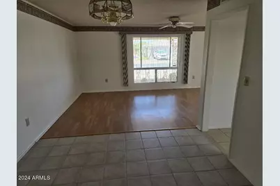 15457 N Ridgeview Road, Sun City, AZ 85351 - Photo 3