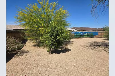 10166 W Cinnebar Avenue, Sun City, AZ 85351 - Photo 29