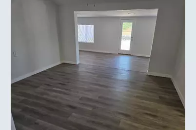 10166 W Cinnebar Avenue, Sun City, AZ 85351 - Photo 11