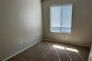 1385 E Betsy Ln, Gilbert, AZ 85296 - Photo 15