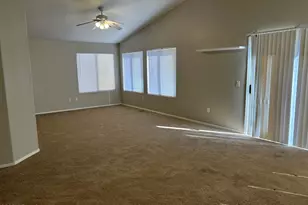 1385 E Betsy Ln, Gilbert, AZ 85296 - Photo 7