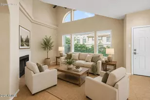 10249 N 12th Pl, Phoenix, AZ 85020 - Photo 5