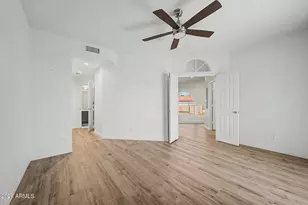 10249 N 12th Pl, Phoenix, AZ 85020 - Photo 13