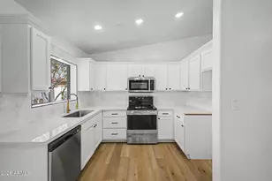 3802 W Sunland Ave, Phoenix, AZ 85041 - Photo 9