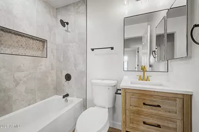 3802 W Sunland Avenue, Phoenix, AZ 85041 - Photo 19