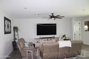 17258 W Seldon Ln, Waddell, AZ 85355 - Photo 29
