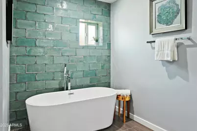 8312 E Mackenzie Drive, Scottsdale, AZ 85251 - Photo 27