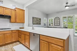 42738 N Courage Trail, Anthem, AZ 85086 - Photo 9
