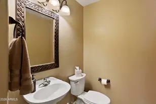 25065 N 72nd Ln, Peoria, AZ 85383 - Photo 15