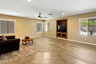 25065 N 72nd Ln, Peoria, AZ 85383 - Photo 19