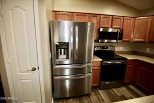 1115 E Pontiac Dr, Phoenix, AZ 85024 - Photo 9