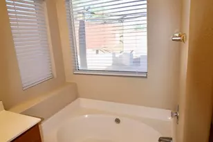 1115 E Pontiac Dr, Phoenix, AZ 85024 - Photo 13
