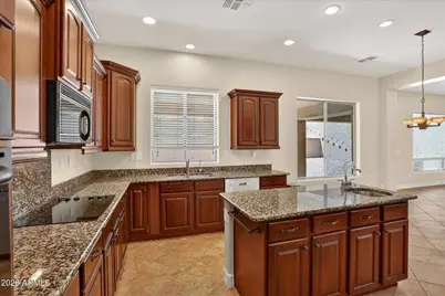 6931 W Dale Lane, Peoria, AZ 85383 - Photo 17
