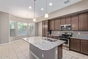 3059 N 33rd Pl, Phoenix, AZ 85018 - Photo 11