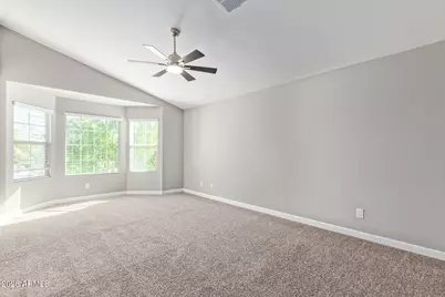 3059 N 33rd Place, Phoenix, AZ 85018 - Photo 17