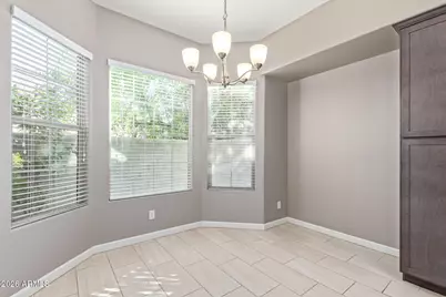3059 N 33rd Place, Phoenix, AZ 85018 - Photo 5