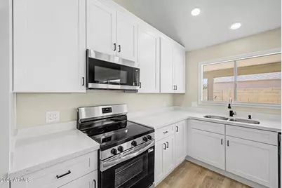 18637 N 46th Drive, Glendale, AZ 85308 - Photo 13