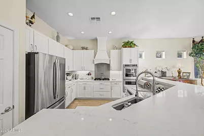 8714 W Morten Avenue, Glendale, AZ 85305 - Photo 17