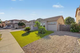 8714 W Morten Ave, Glendale, AZ 85305 - Photo 3