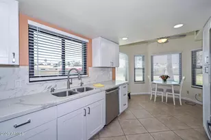9834 W Kerry Ln, Peoria, AZ 85382 - Photo 3