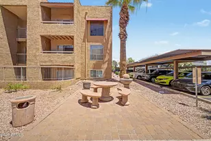2625 E Indian School Rd, Phoenix, AZ 85016 - Photo 23
