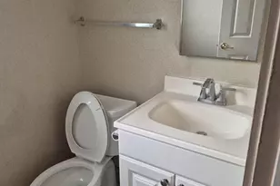 23817 N 38th Ave, Glendale, AZ 85310 - Photo 9