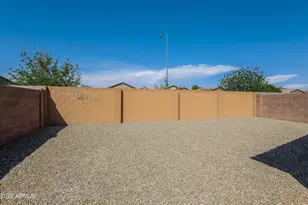 7005 S 31st Dr, Phoenix, AZ 85041 - Photo 15