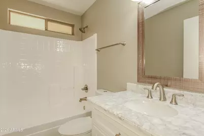7005 S 31st Drive, Phoenix, AZ 85041 - Photo 7