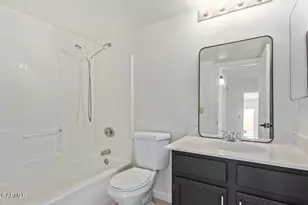 11991 N 69th Ave, Peoria, AZ 85345 - Photo 17