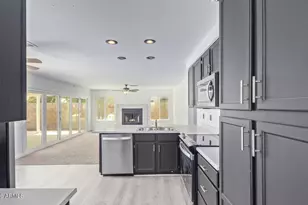 11991 N 69th Ave, Peoria, AZ 85345 - Photo 13