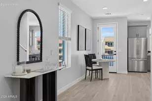 2601 E Clarendon Ave, Phoenix, AZ 85016 - Photo 9