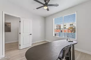 2601 E Clarendon Ave, Phoenix, AZ 85016 - Photo 9
