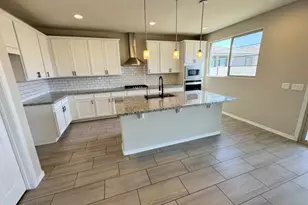 11993 S 172nd Ave, Goodyear, AZ 85338 - Photo 9