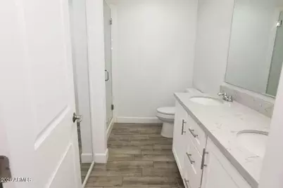 2528 W Sweetwater Avenue, Phoenix, AZ 85029 - Photo 23