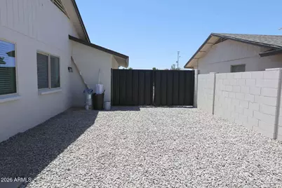 2528 W Sweetwater Avenue, Phoenix, AZ 85029 - Photo 31