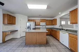 2538 S 114th Ln, Avondale, AZ 85323 - Photo 7