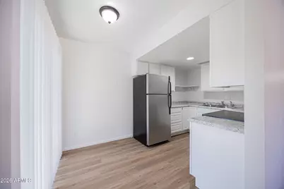 925 W Peoria Avenue #29, Phoenix, AZ 85029 - Photo 7