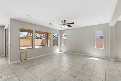 19582 W Grant Street, Buckeye, AZ 85326 - Photo 7