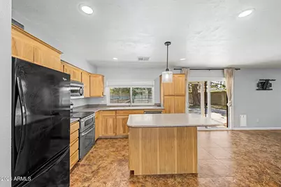 855 W Lindner Avenue, Mesa, AZ 85210 - Photo 13