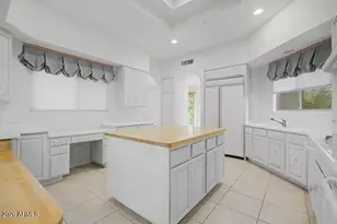 25249 N Ranch Gate Rd, Scottsdale, AZ 85255 - Photo 23