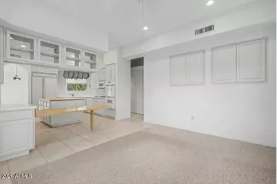 25249 N Ranch Gate Road, Scottsdale, AZ 85255 - Photo 17