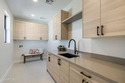 6324 N 10th Drive, Phoenix, AZ 85013 - Photo 25