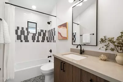 6324 N 10th Drive, Phoenix, AZ 85013 - Photo 23